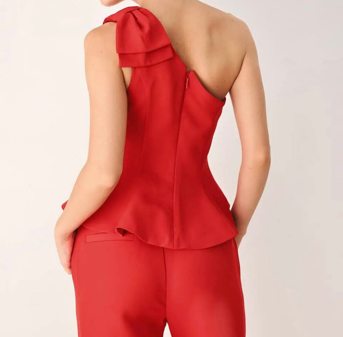 One Shoulder Bow