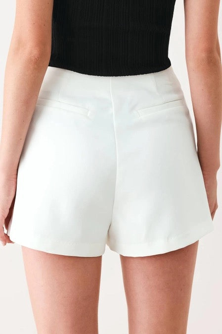 Contemp White Skort