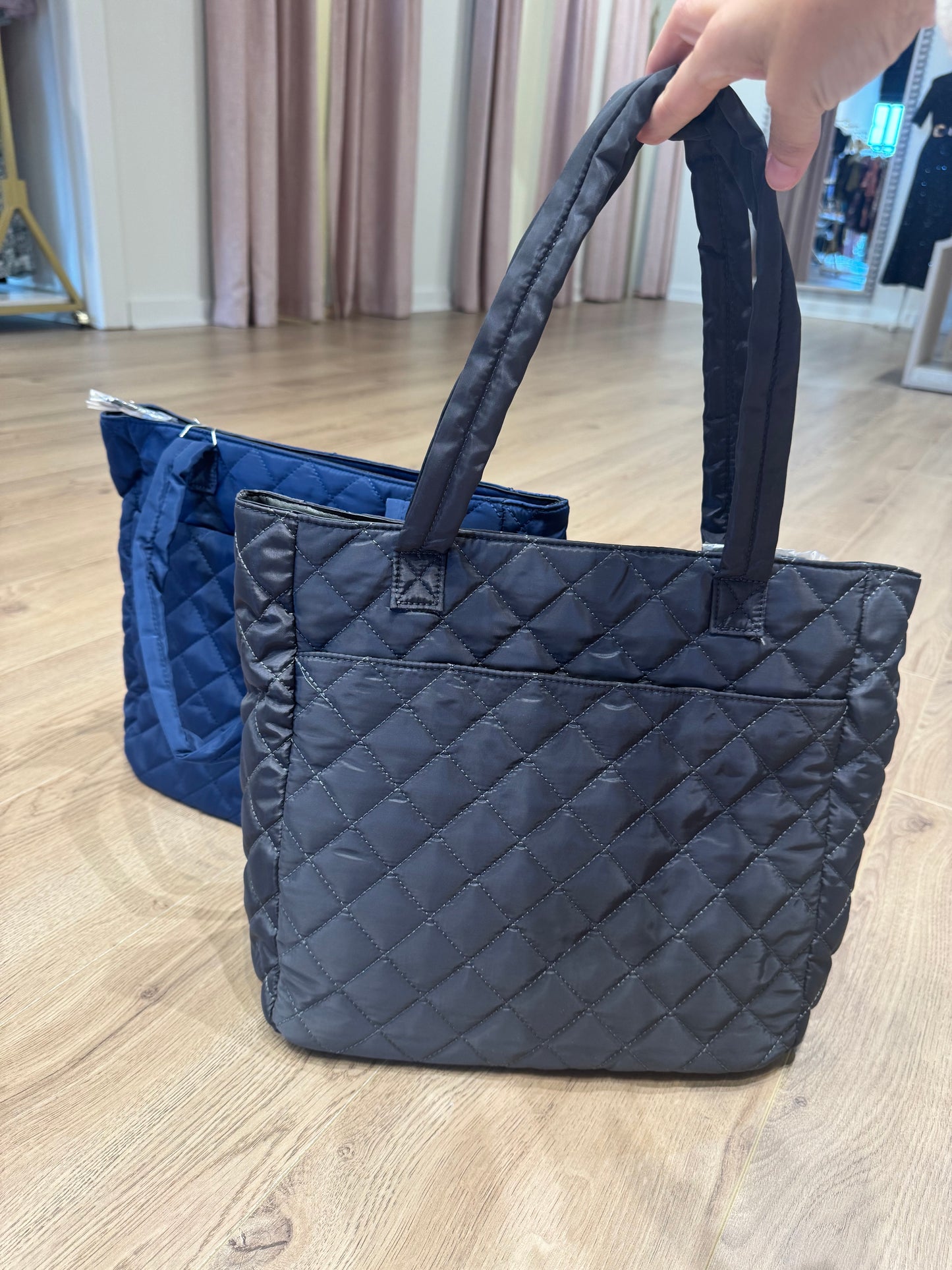 pocket nylon tote