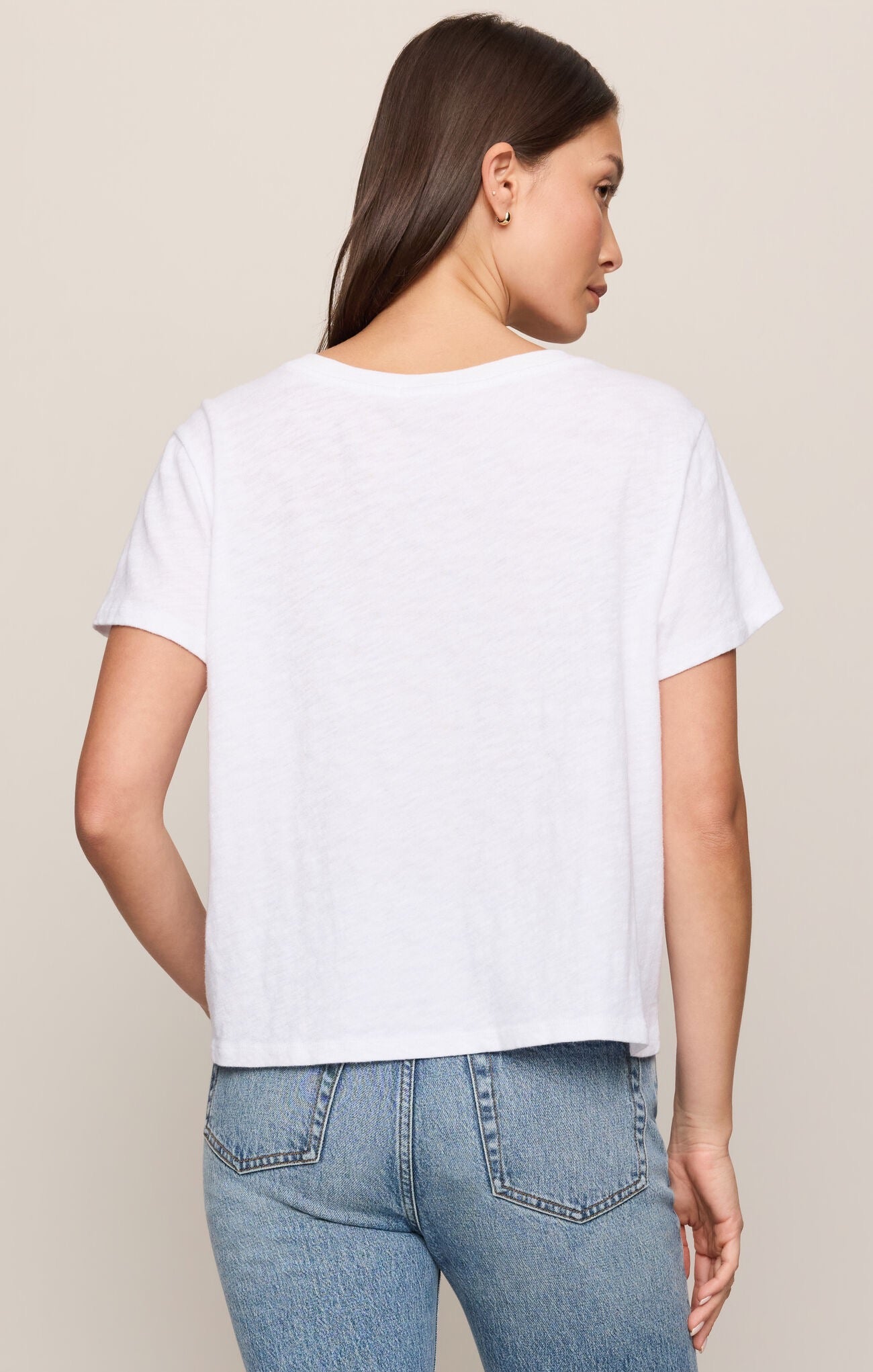 Nomad V Tee