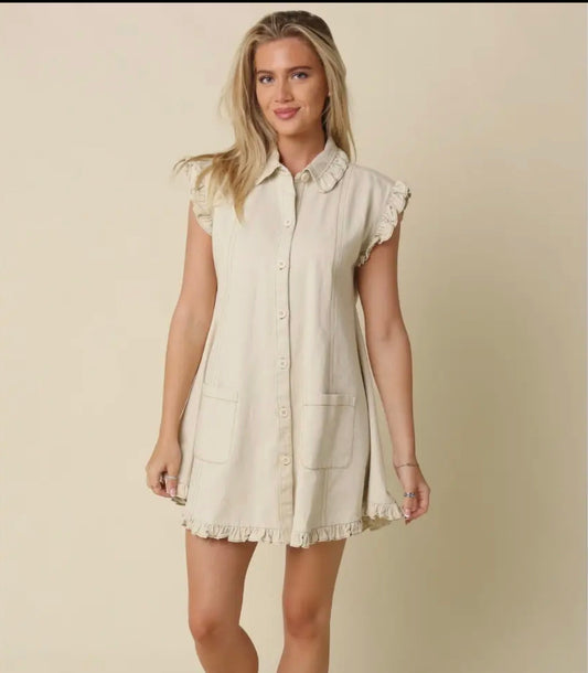 Neutral Ruffle Button Mini