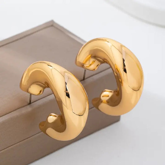 Bold Gold Hoop