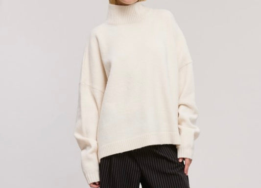 solid-knit turtleneck sweater