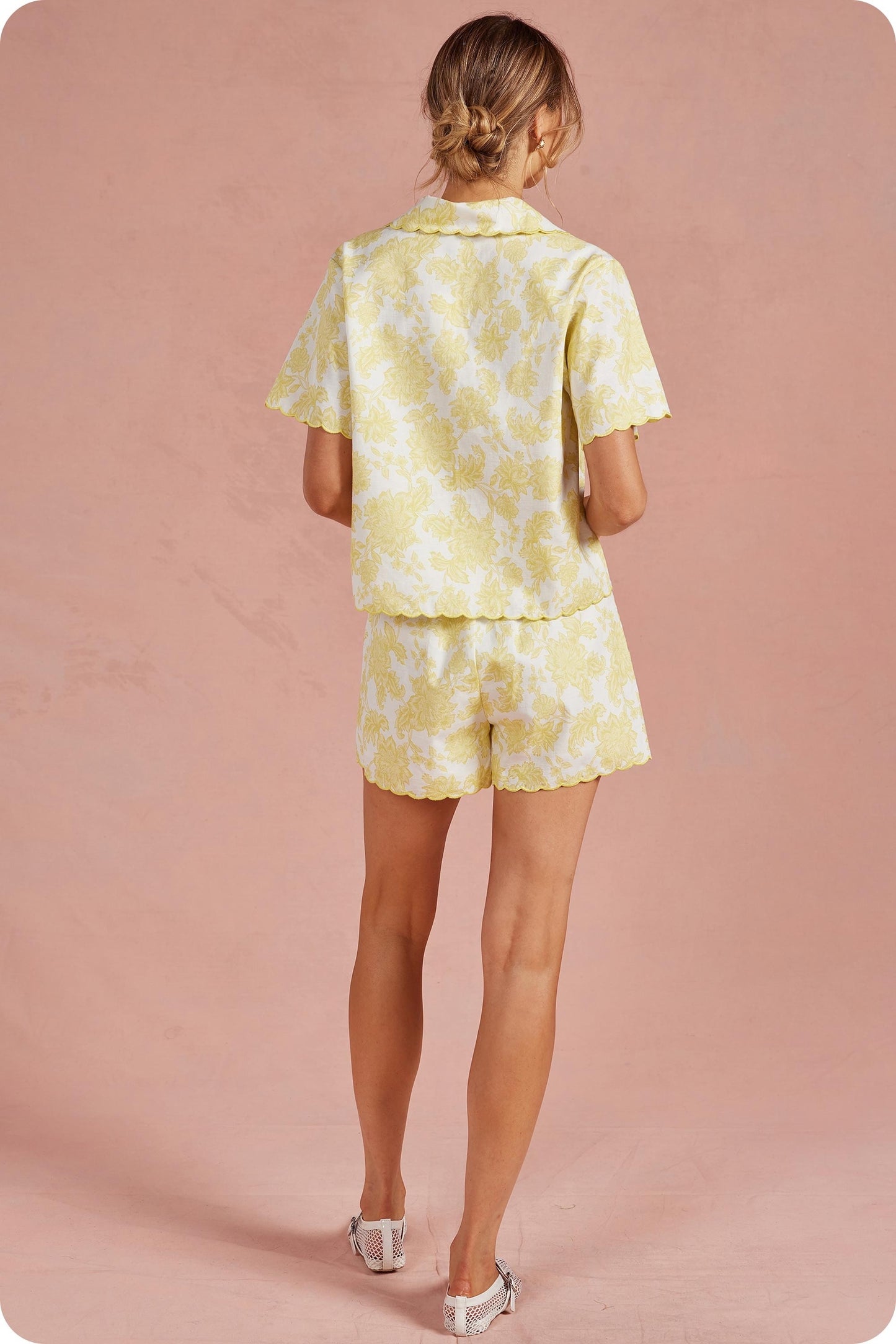 Butter Botanical Short