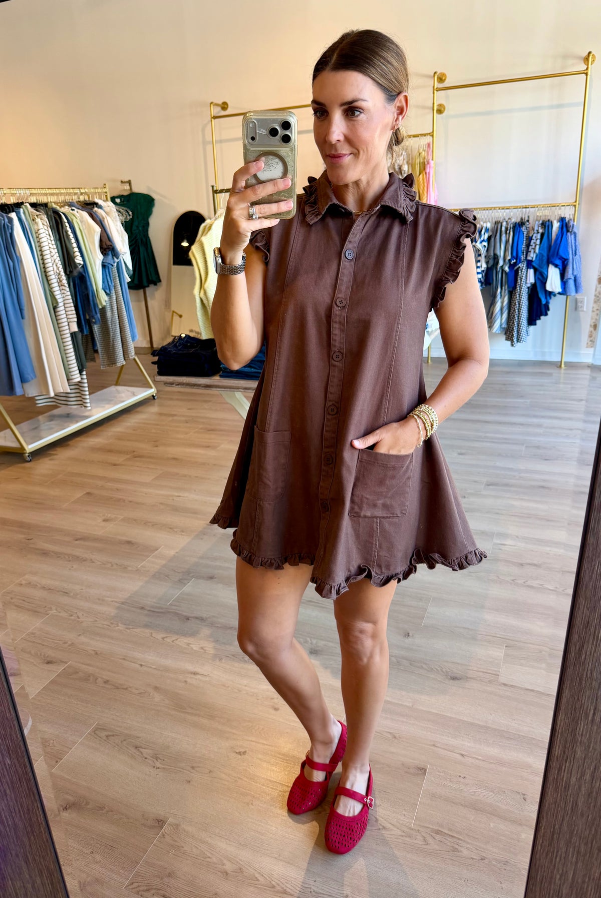 Neutral Ruffle Button Mini