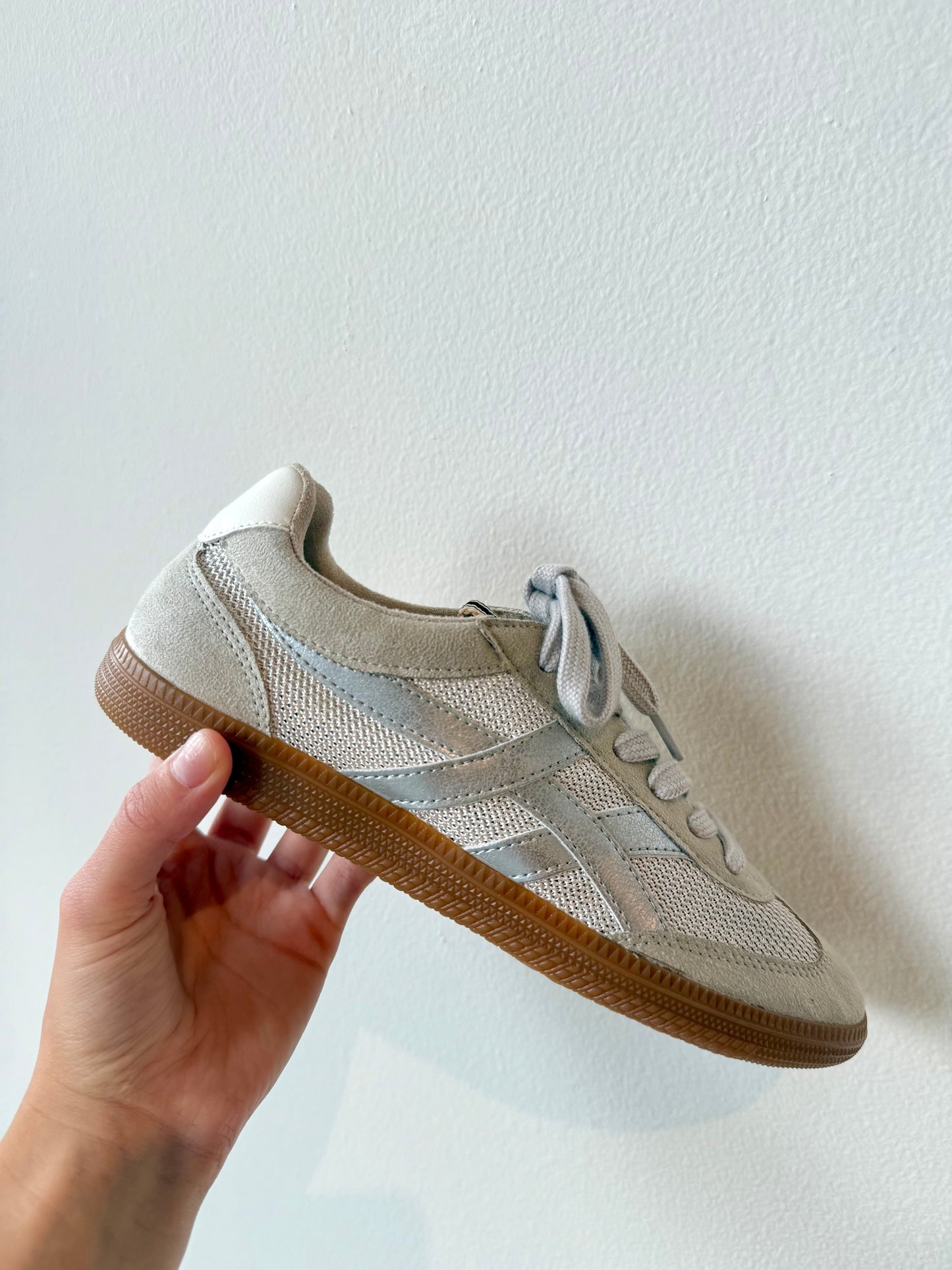 Sasha Sneaker