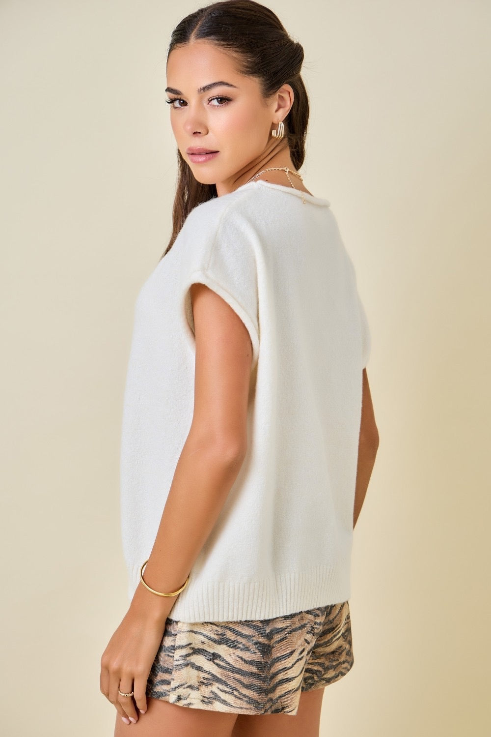 Rolled Edge Top