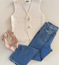 Sleeveless Knit Button Vest