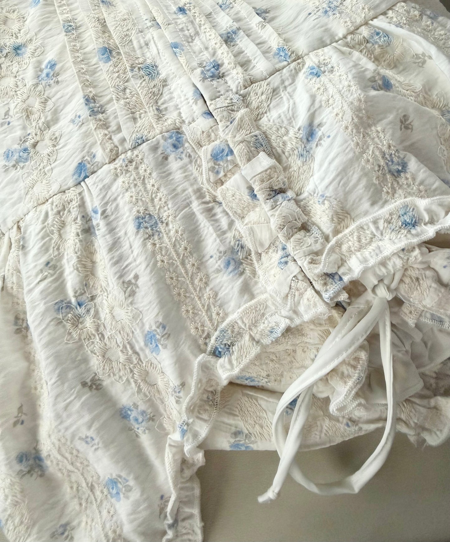 Dainty Little Set