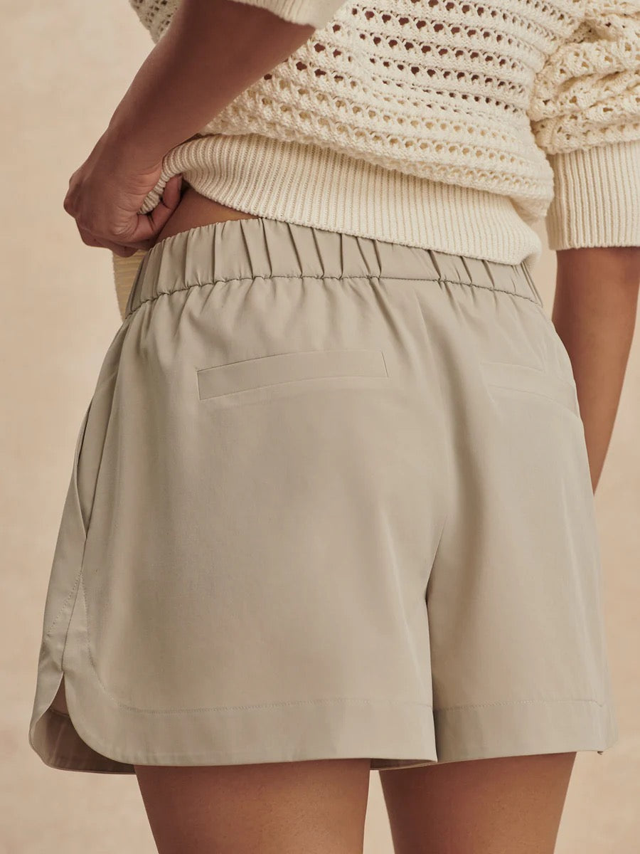 Varley Nila Mid Short