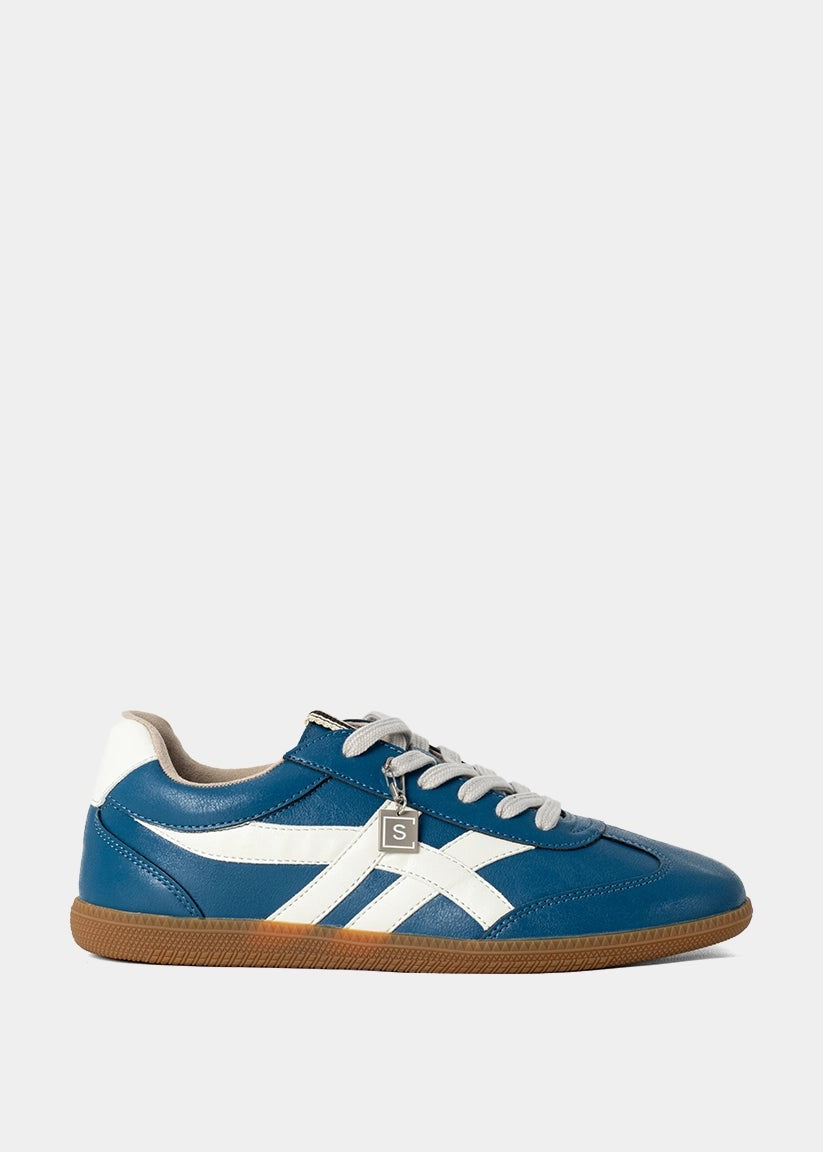 Sasha Sneaker