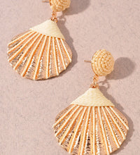 Seashell Thread Dangle Earring