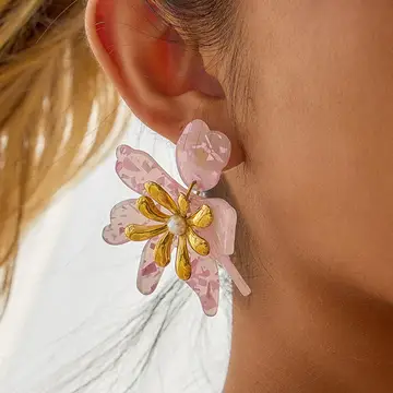 Oona Earring